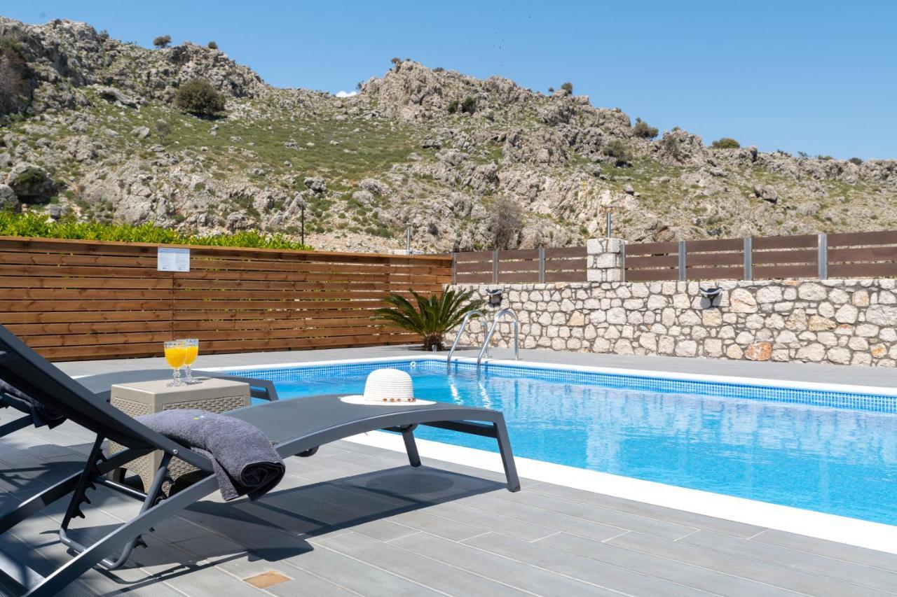 Costa Costa - Luxury Villa